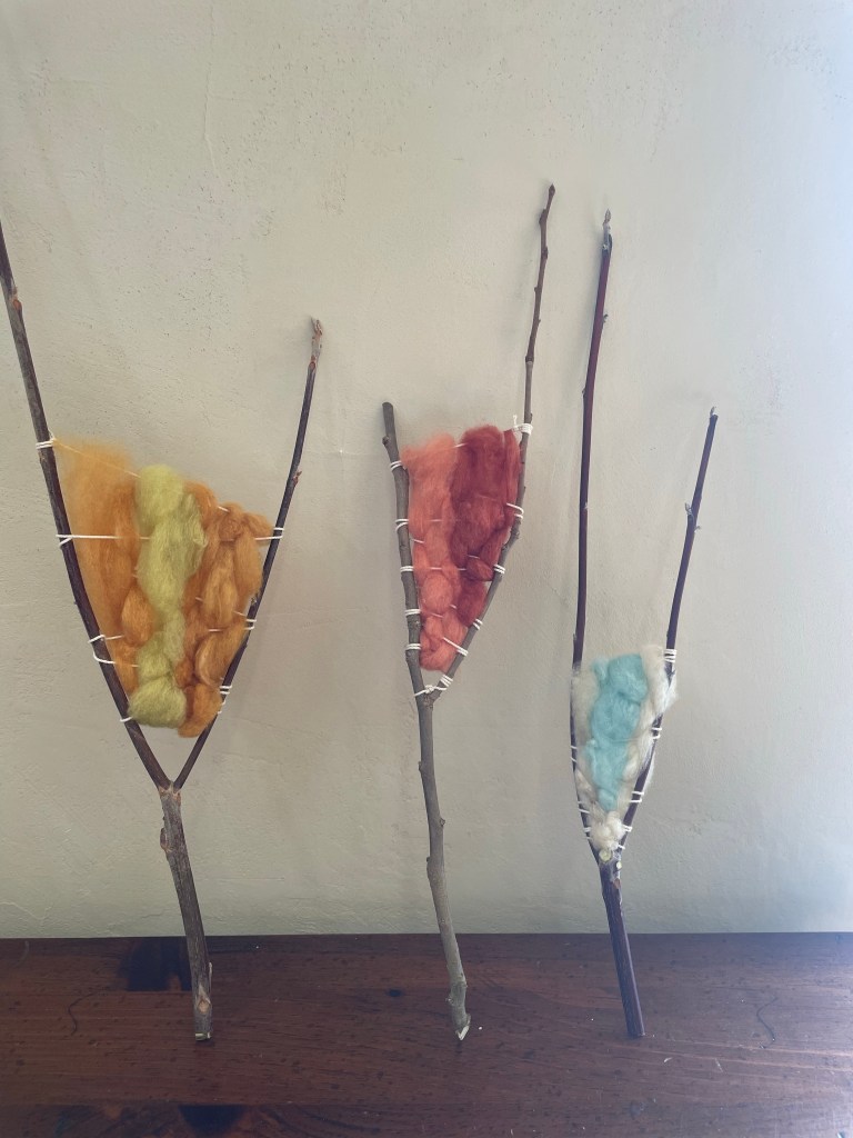 八王子染織あそび枝の織りオブジェ