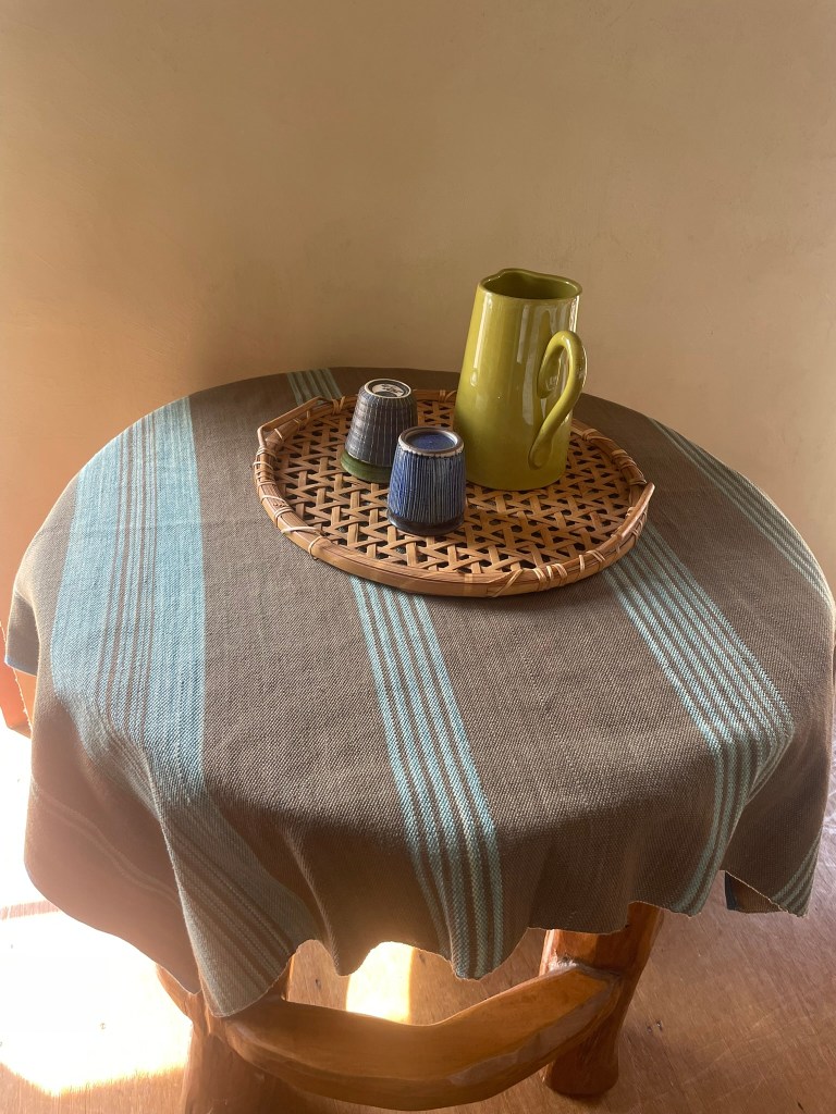 綿マルチクロス　テーブルセンターとして